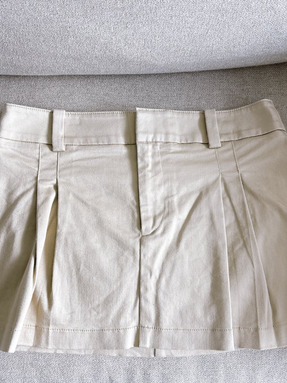 98% NEW SUNDAY BEST SKIRT, SIZE 4